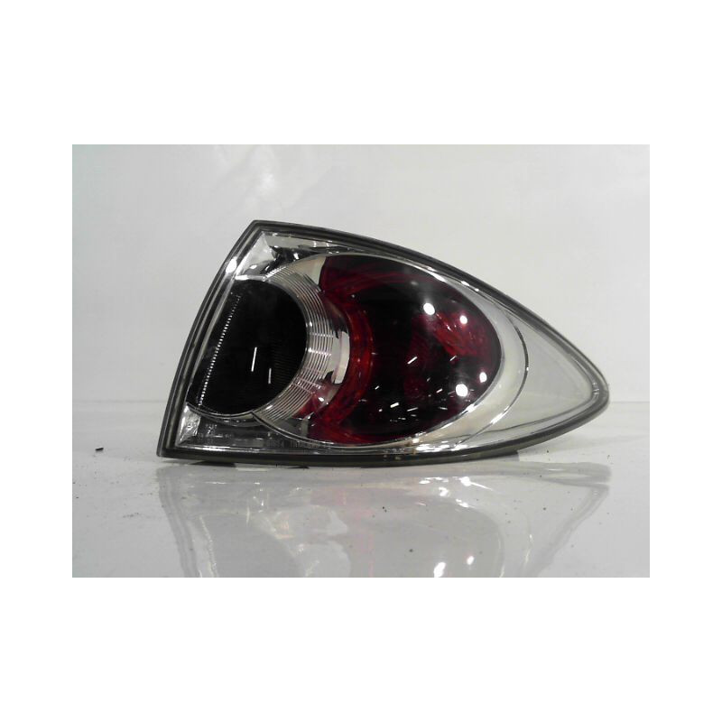 FEU ARRIERE DROIT MAZDA MAZDA 6 BREAK