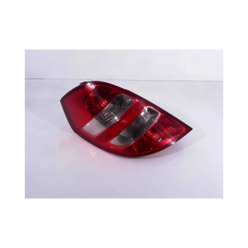 FEU ARRIERE GAUCHE  MERCEDES CLASSE A 2001 -