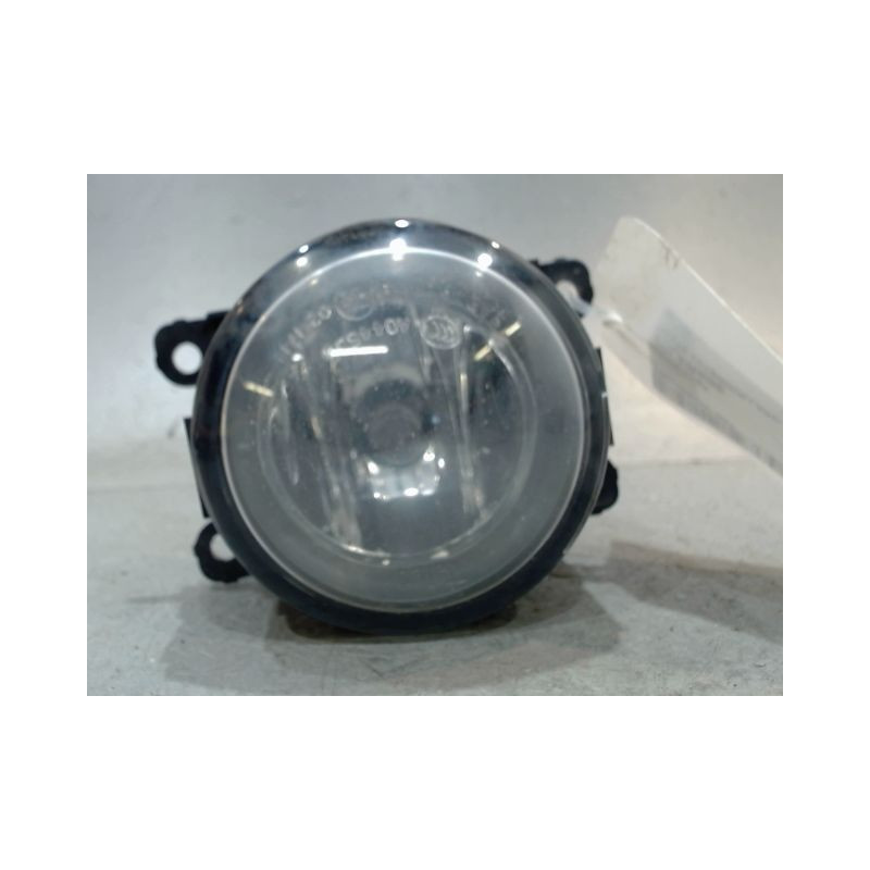 PHARE ANTIBROUILLARD AVANT DROIT PEUGEOT 407