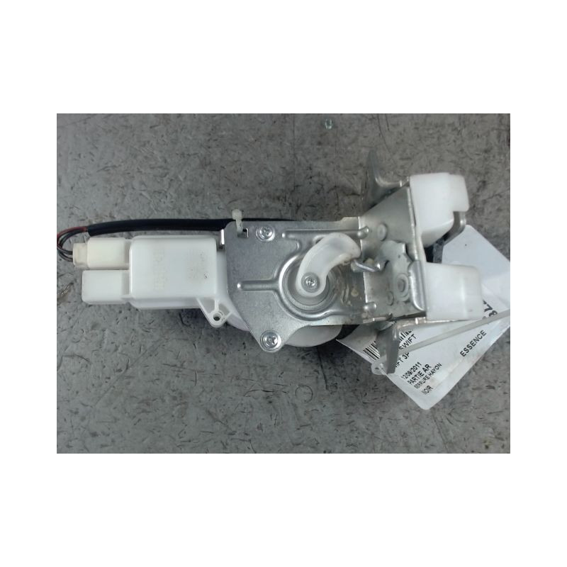 SERRURE HAYON  SUZUKI SWIFT 3P