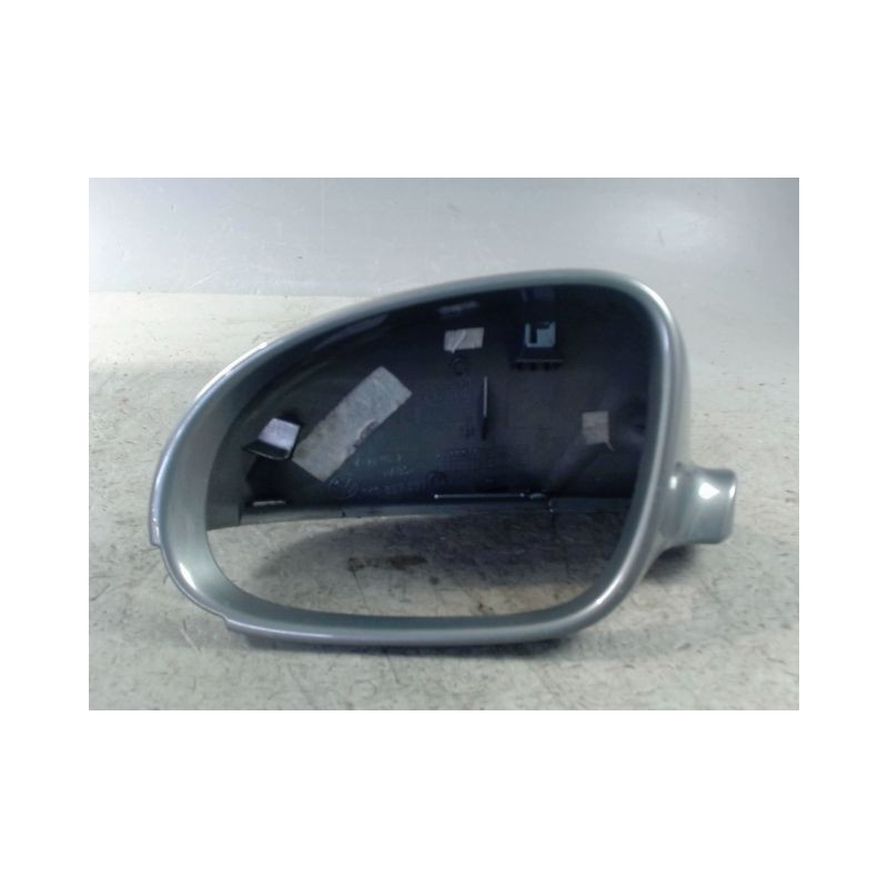 CARENAGE RETROVISEUR EXTERIEUR GAUCHE VOLKSWAGEN GOLF V 2003-2009