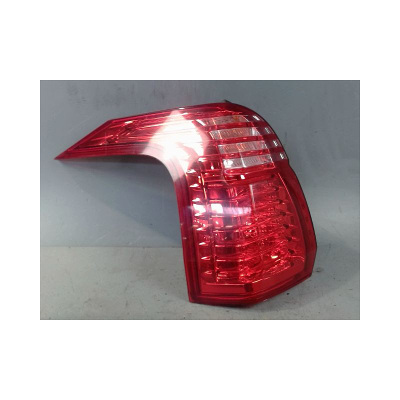 FEU ARRIERE GAUCHE  PEUGEOT 5008 2009-