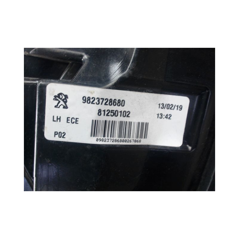 FEU ARRIERE GAUCHE  PEUGEOT 308