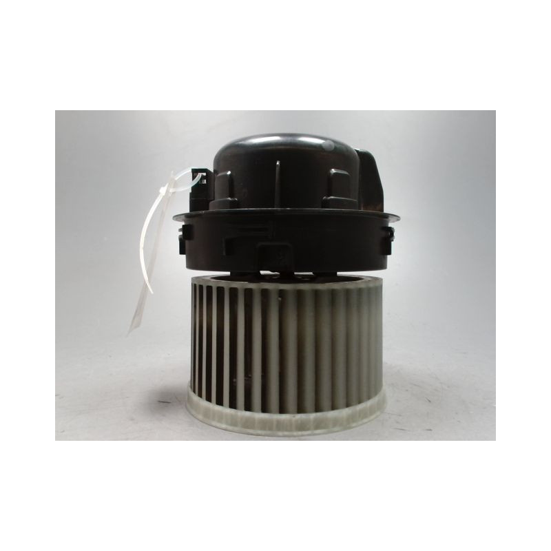 MOTEUR VENTILATEUR CHAUFFAGE PEUGEOT 208