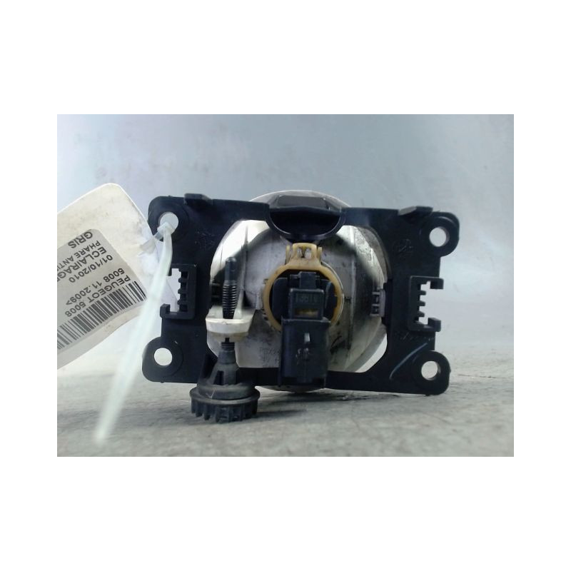 PHARE ANTIBROUILLARD AVANT DROIT PEUGEOT 5008 2009-