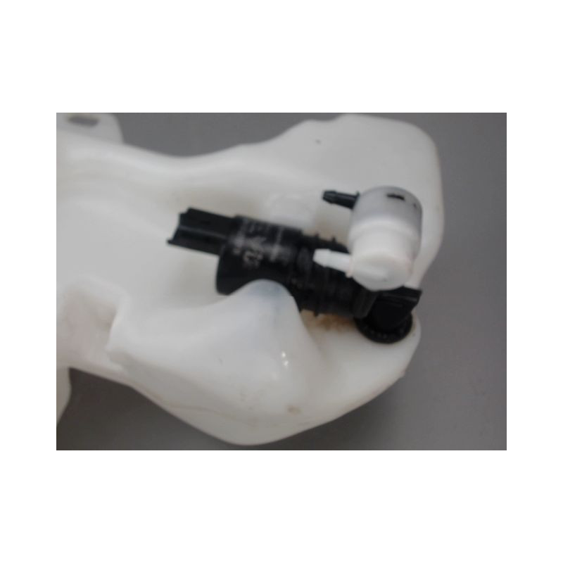 RESERVOIR LAVE-GLACE AVANT PEUGEOT 3008