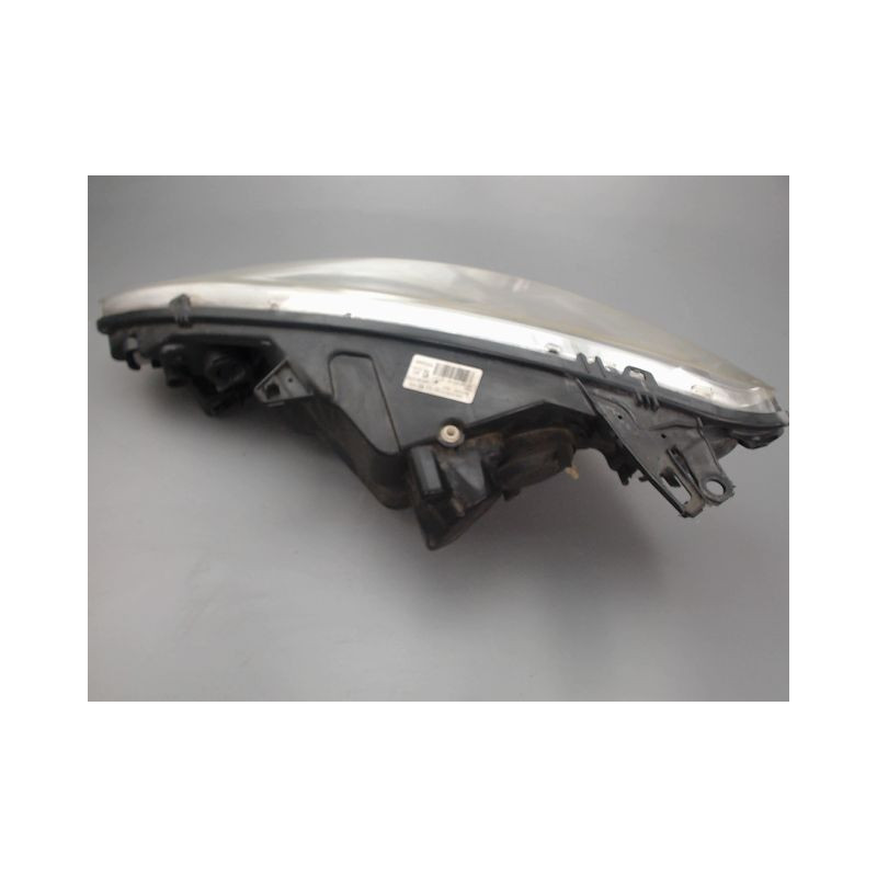 PHARE DROIT PEUGEOT 1007