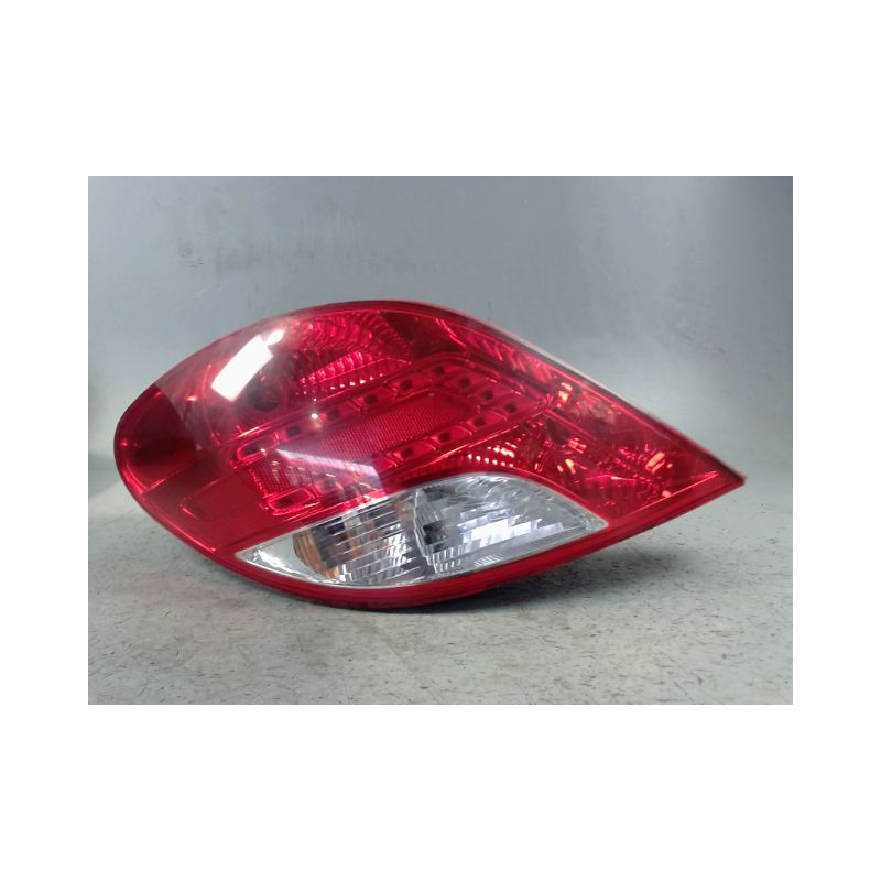 FEU ARRIERE GAUCHE  PEUGEOT 207 3P