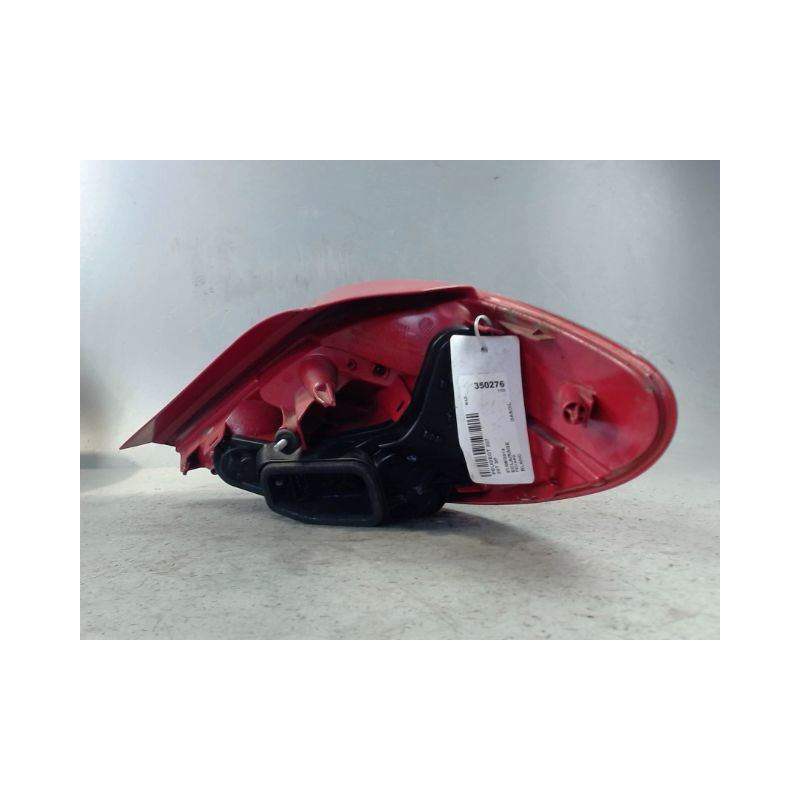 FEU ARRIERE GAUCHE  PEUGEOT 207 3P