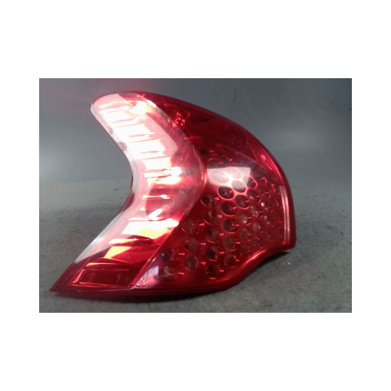 FEU ARRIERE GAUCHE  PEUGEOT 3008 2009-