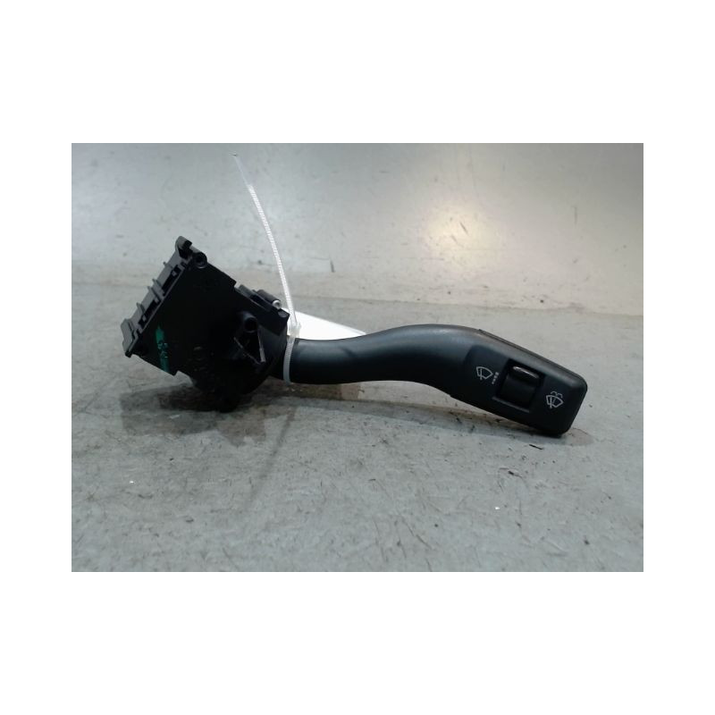 COMMANDE ESSUIE GLACE AUDI A4
