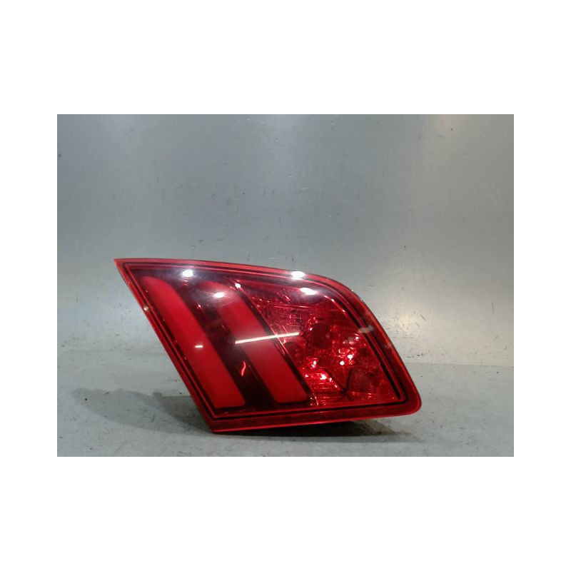 FEU ARRIERE INTERIEUR GAUCHE PEUGEOT 308