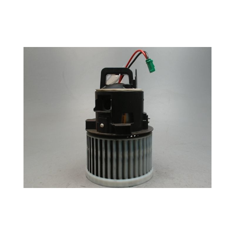MOTEUR VENTILATEUR CHAUFFAGE PEUGEOT 308