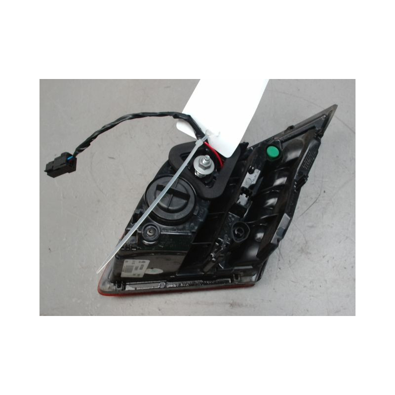 FEU ARRIERE INTERIEUR GAUCHE PEUGEOT 308