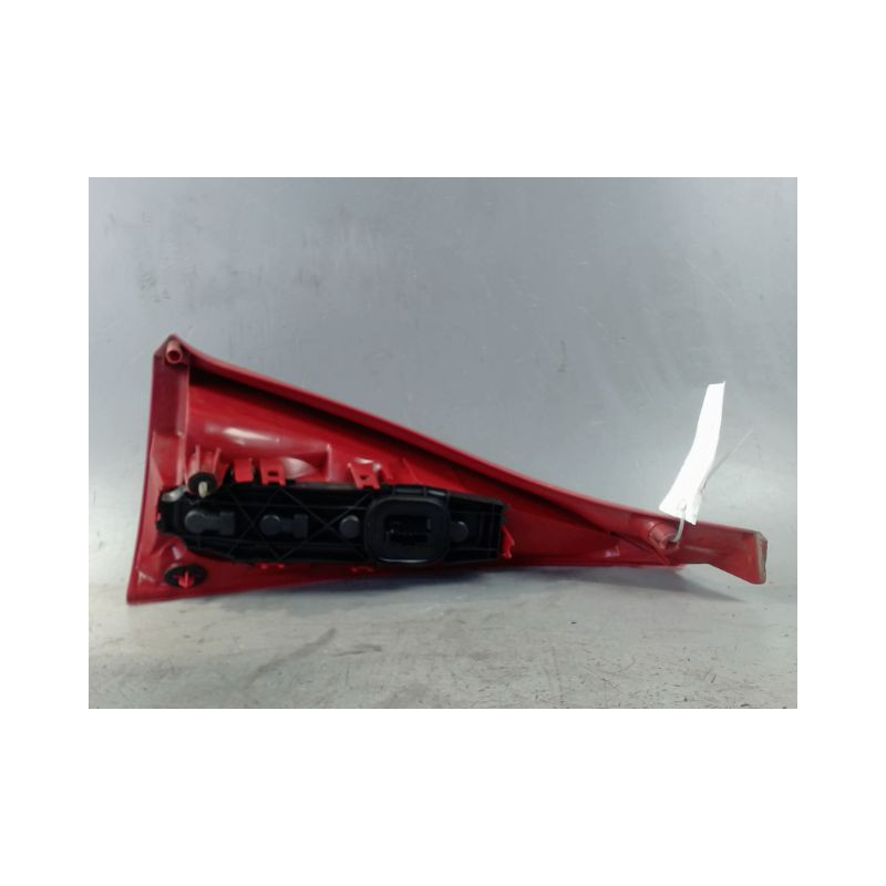 FEU ARRIERE GAUCHE  CITROEN C3 2005-