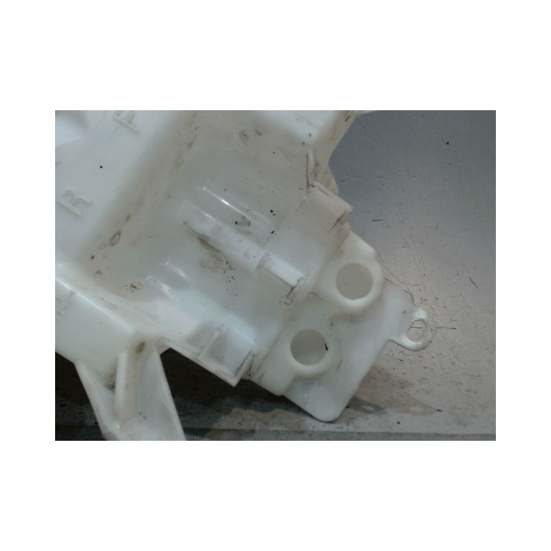 RESERVOIR LAVE-GLACE AVANT PEUGEOT 108