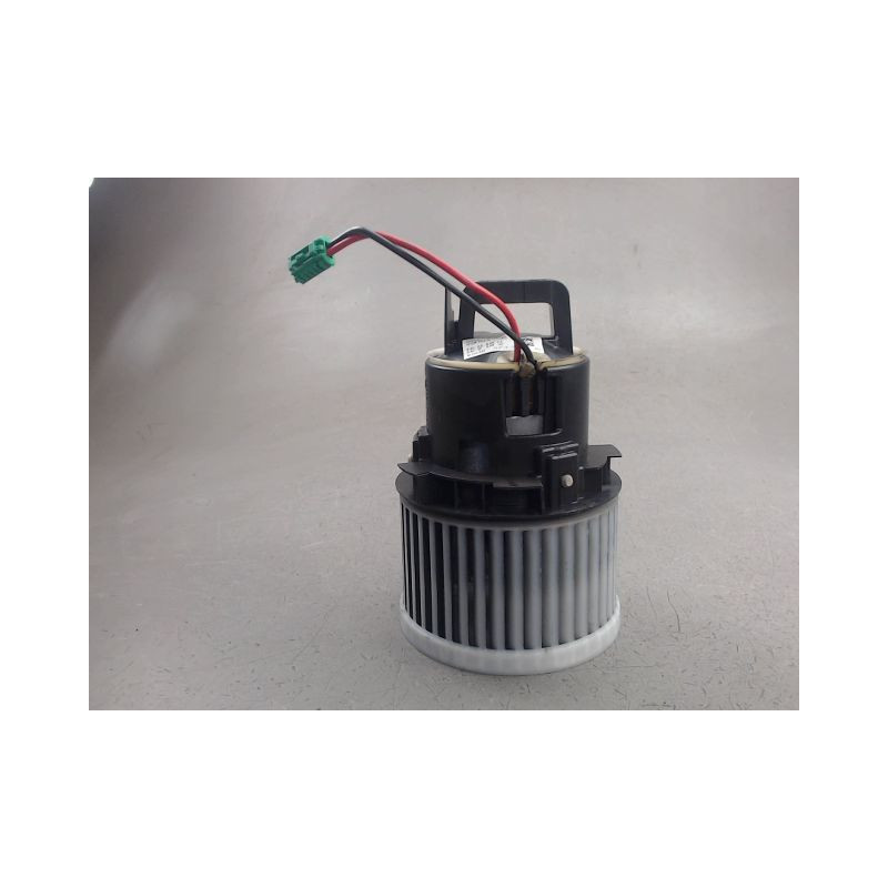 MOTEUR VENTILATEUR CHAUFFAGE PEUGEOT 308