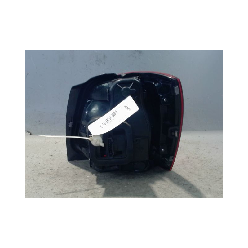 FEU ARRIERE GAUCHE  VOLKSWAGEN POLO 2009-