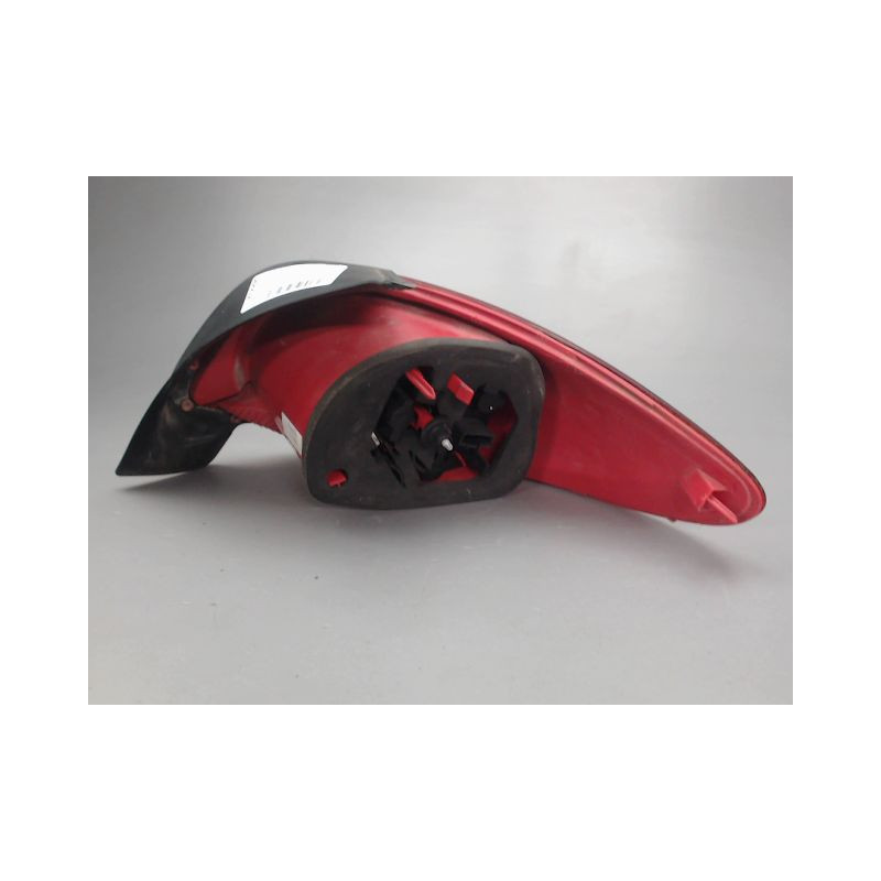 FEU ARRIERE GAUCHE  PEUGEOT 206
