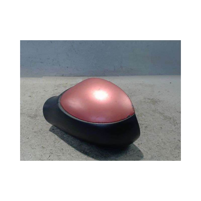 CARENAGE RETROVISEUR EXTERIEUR GAUCHE PEUGEOT 206 5P
