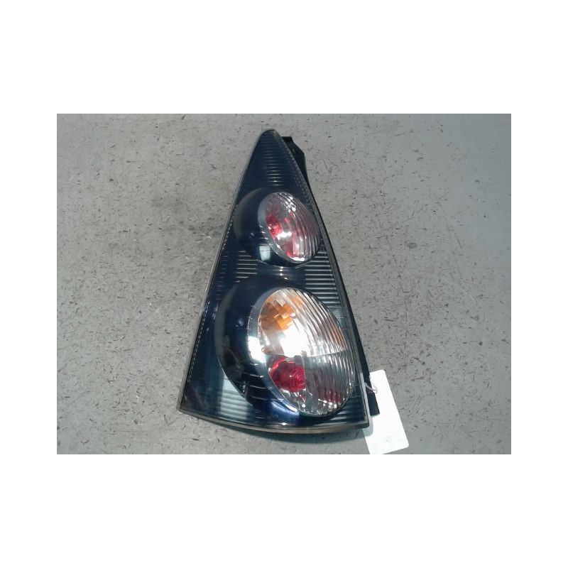 FEU ARRIERE GAUCHE  CITROEN C1 5P
