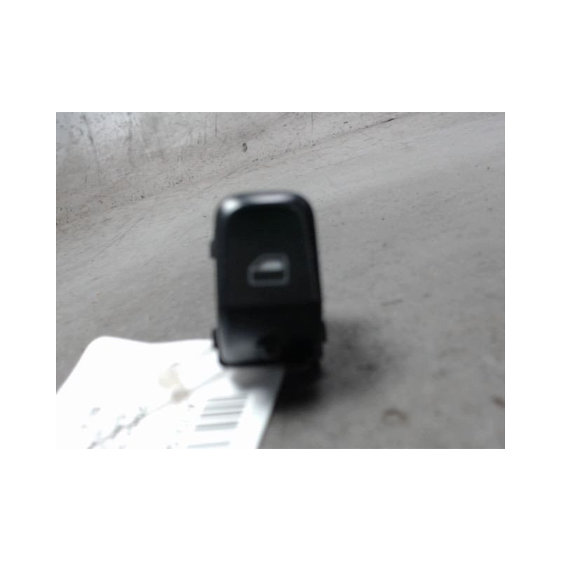 COMMANDE LEVE-GLACE PORTE ARD AUDI Q5