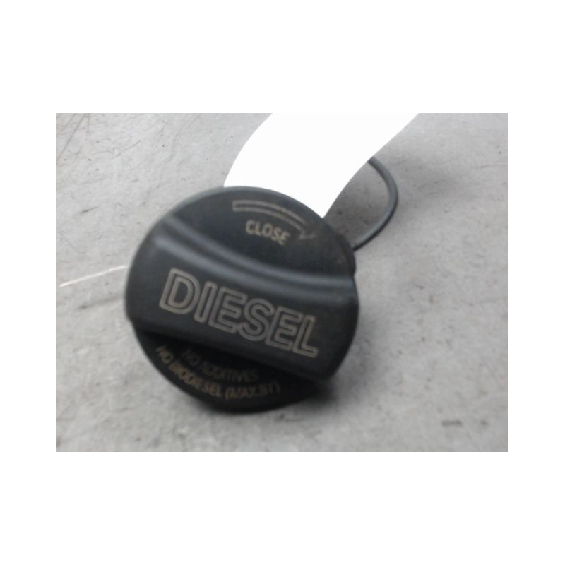 BOUCHON RESERVOIR A CARBURANT B.M.W. X3