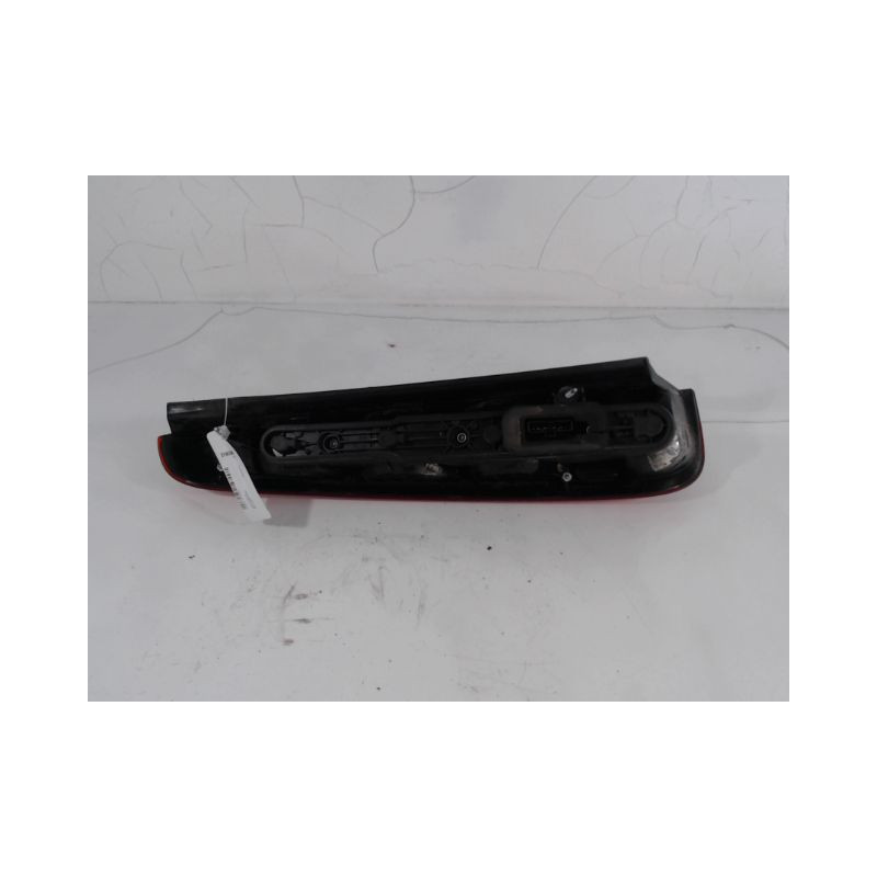 FEU ARRIERE DROIT FORD C-MAX