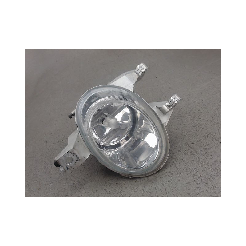 PHARE ANTIBROUILLARD AVANT DROIT PEUGEOT 206