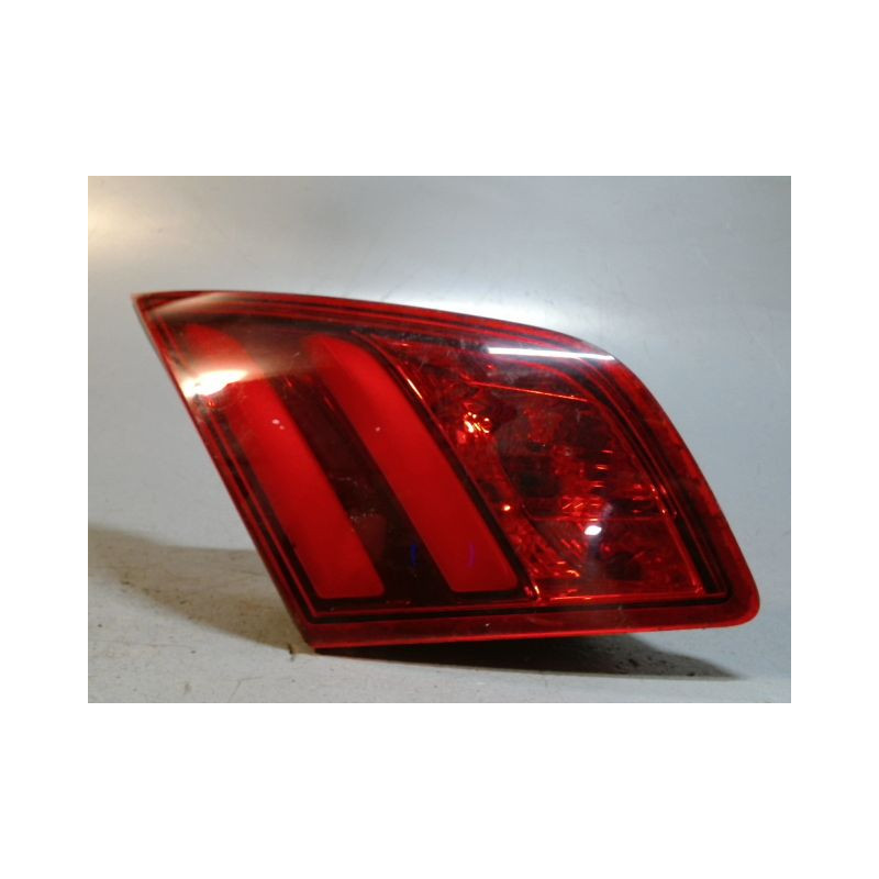 FEU ARRIERE INTERIEUR GAUCHE PEUGEOT 308