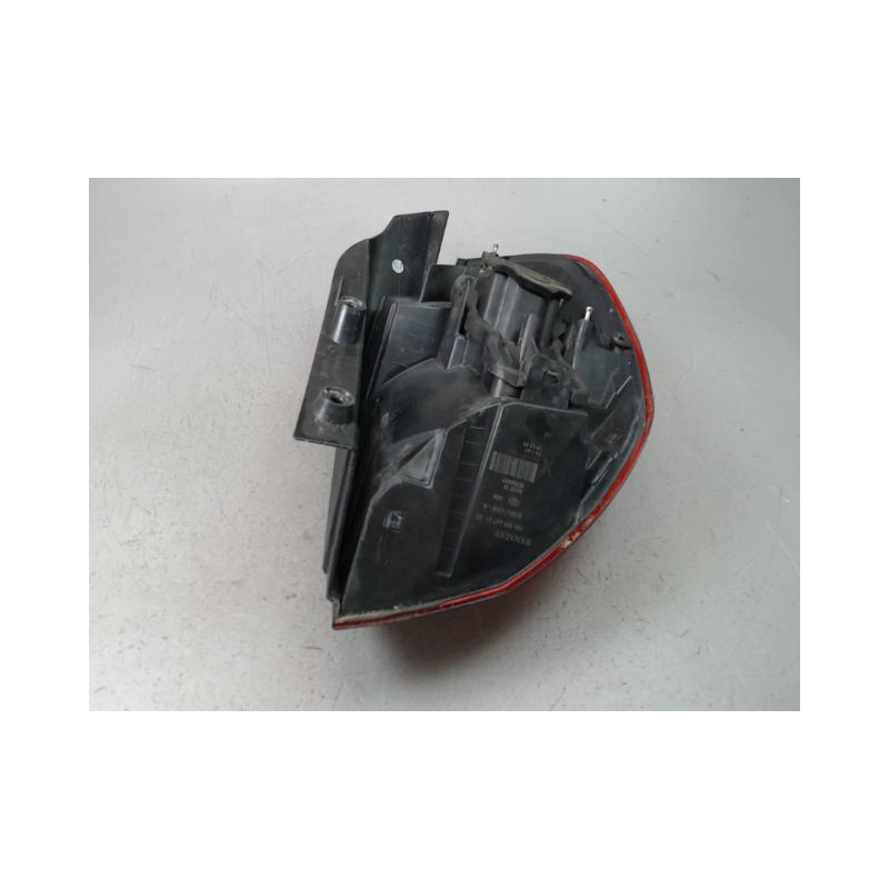 FEU ARRIERE GAUCHE  RENAULT SCENIC MONOSP. II Phase 2 2006-2009