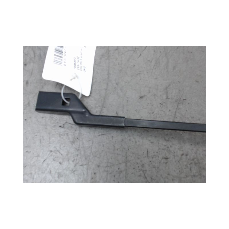 BRAS ESSUIE-GLACE AVANT DROIT B.M.W. SERIE 2
