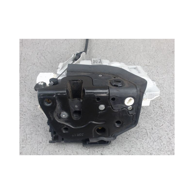 SYSTEME CONDAMNATION ARRIERE DROIT SEAT LEON