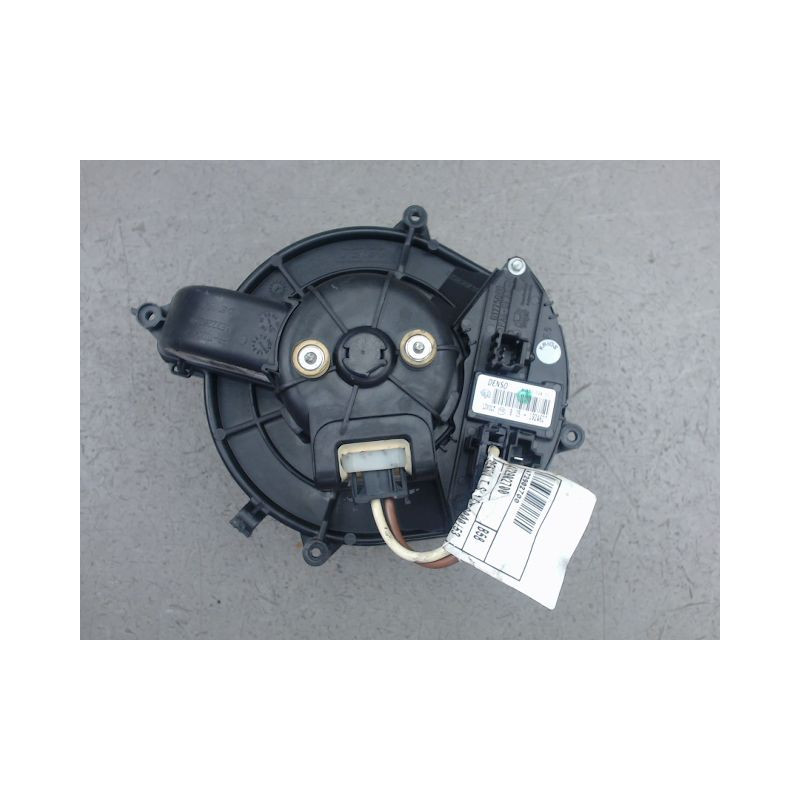 MOTEUR VENTILATEUR CHAUFFAGE CITROEN C4