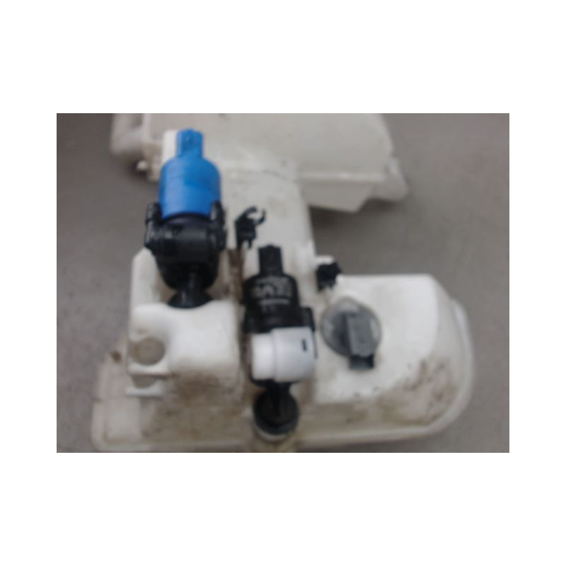 RESERVOIR LAVE-GLACE AVANT CITROEN C5