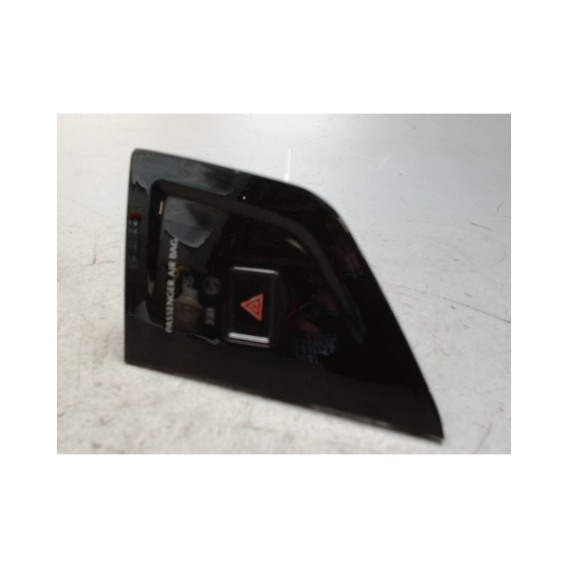 BOUTON DE WARNING VOLKSWAGEN POLO