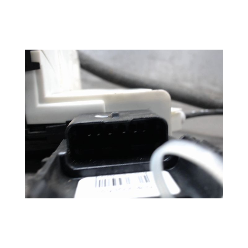 SERRURE PORTE COULISSANTE DROIT PEUGEOT PARTNER