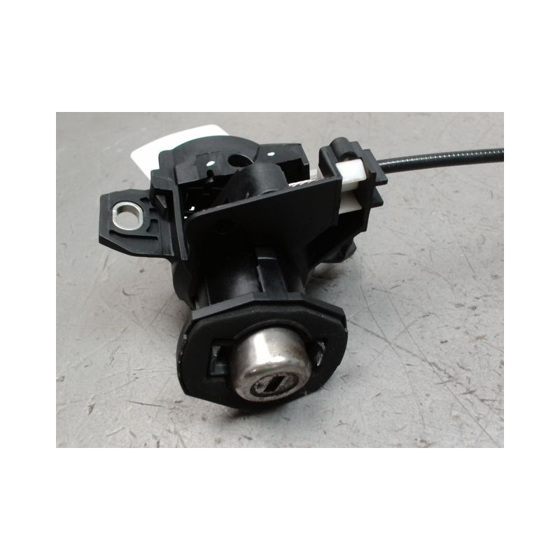 SERRURE COFFRE ARRIERE B.M.W. SERIE 3