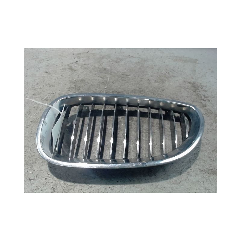 GRILLE CALANDRE GAUCHE BMW SERIE 5 TOURING (E61) 2004-