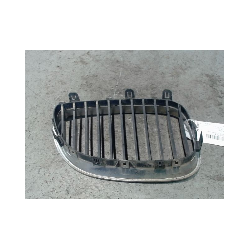 GRILLE CALANDRE GAUCHE BMW SERIE 5 TOURING (E61) 2004-