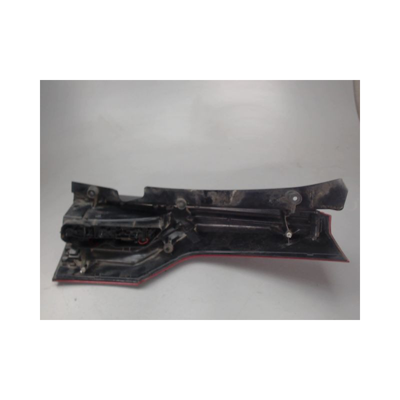 FEU ARRIERE GAUCHE  CITROEN C4