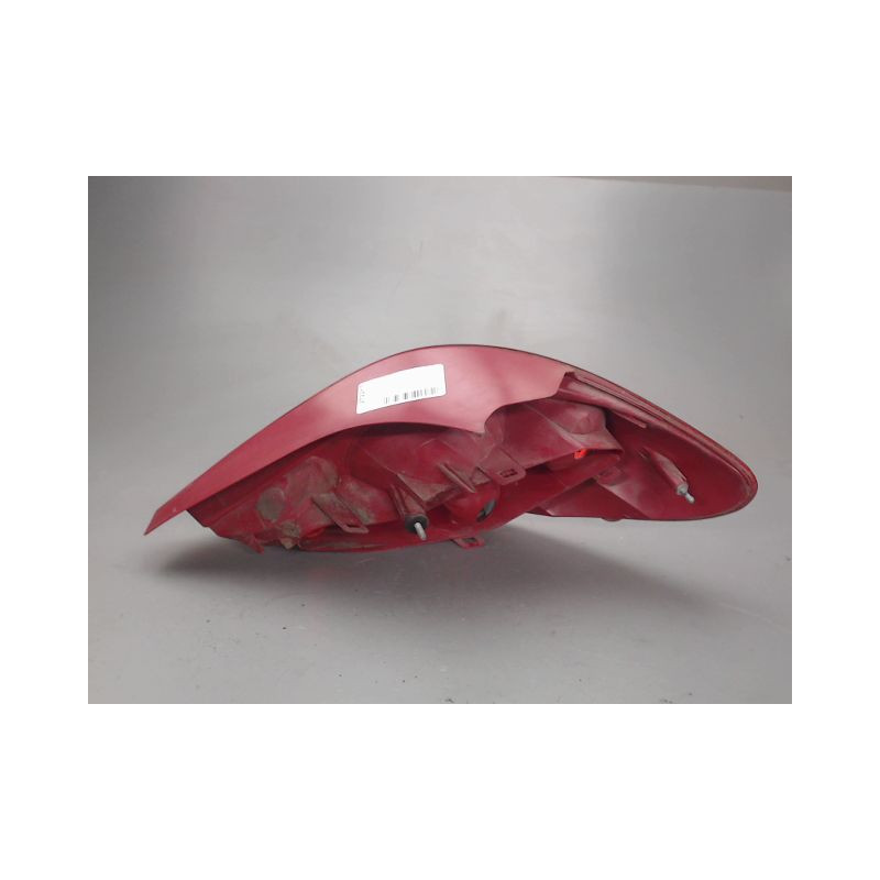 FEU ARRIERE GAUCHE  PEUGEOT 207