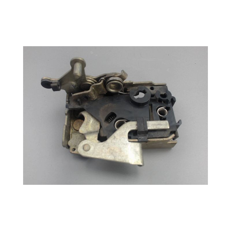 SYSTEME CONDAMNATION ARRIERE DROIT PEUGEOT 106