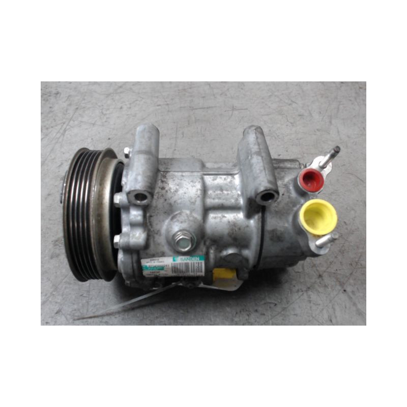 COMPRESSEUR AIR CONDITIONNE MINI MINI 2010-