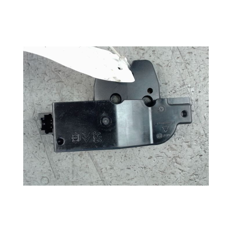 SERRURE HAYON  CITROEN C4 04-08