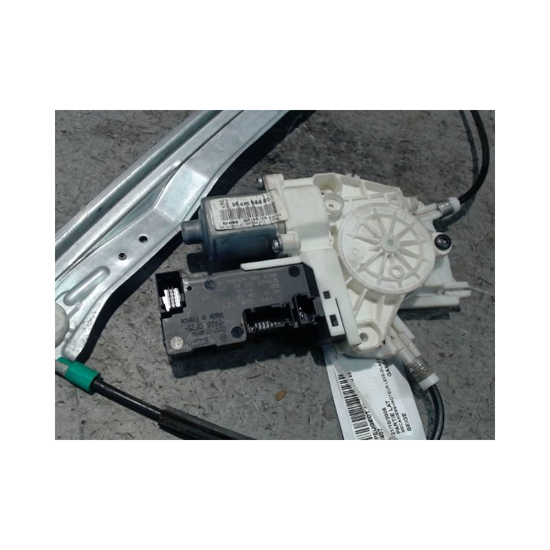 MECANISME+MOTEUR LEVE-GLACE AVANT DROIT PEUGEOT 407