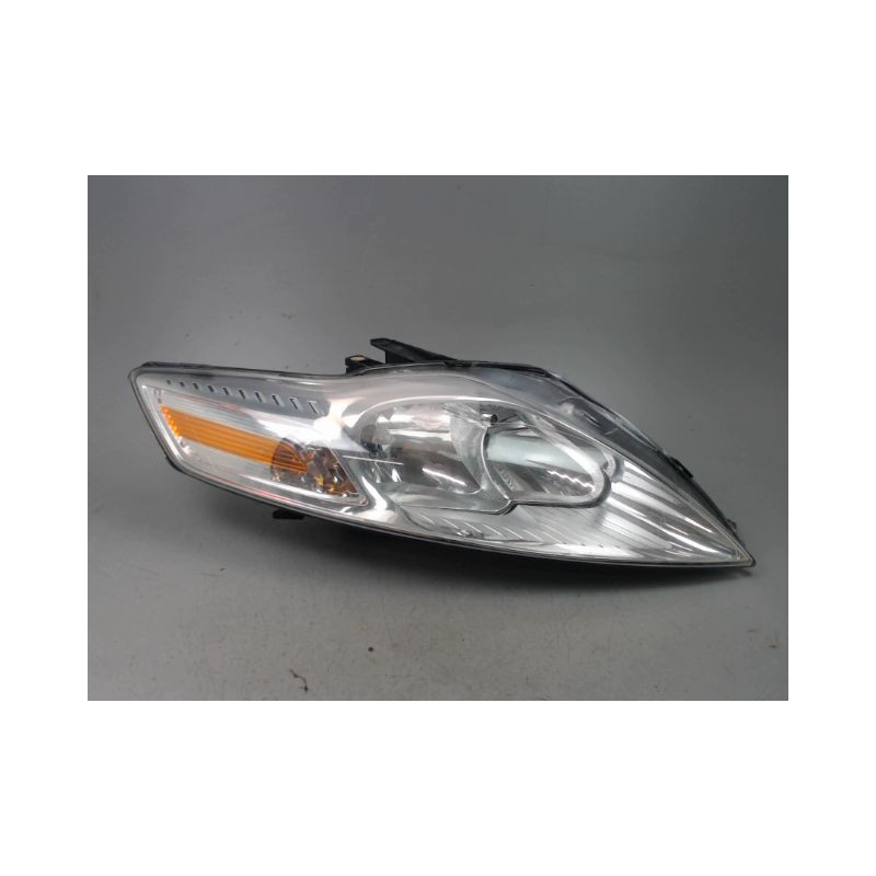 PHARE DROIT FORD MONDEO SW 2007-