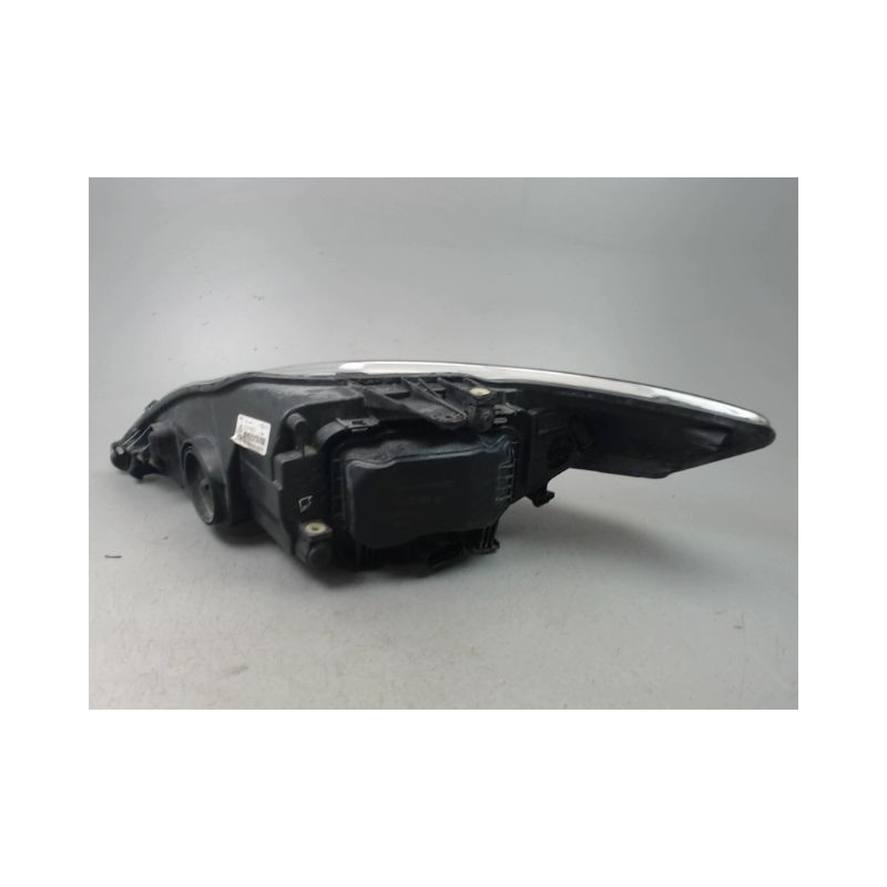 PHARE DROIT FORD MONDEO SW 2007-