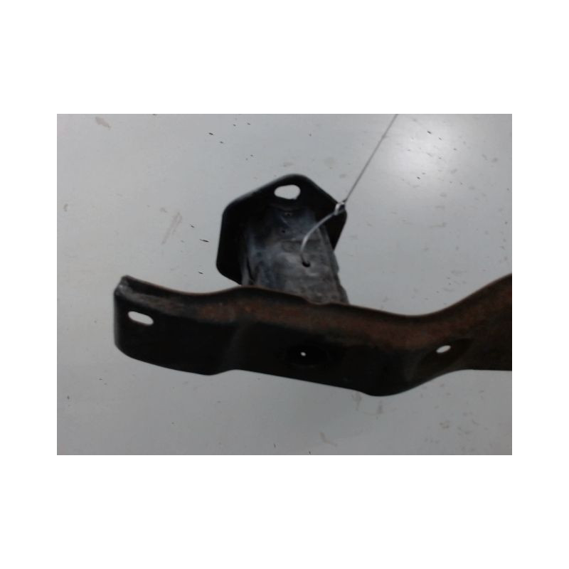 RENFORT PARE-CHOC ARRIERE  B.M.W. SERIE 1
