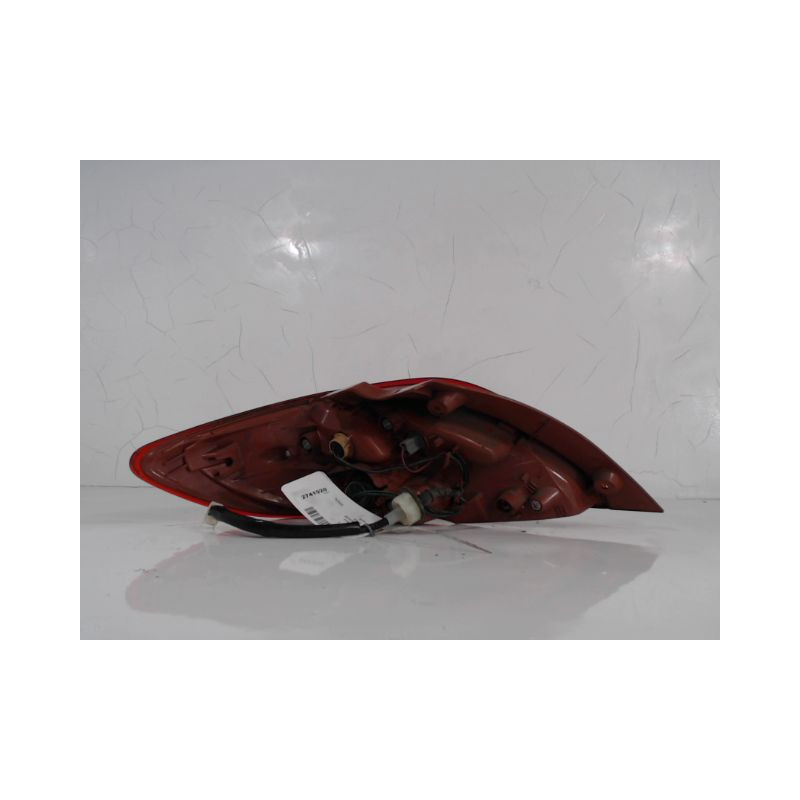 FEU ARRIERE DROIT MAZDA MAZDA 2